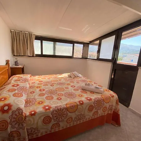Holidaycasa Francis - Loft Con Vista Mare Sperlonga