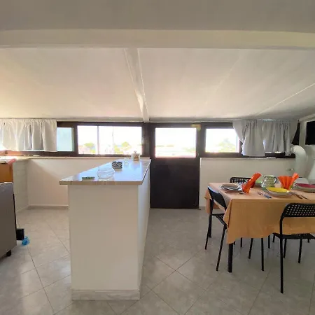 Holidaycasa Francis - Loft Con Vista Mare